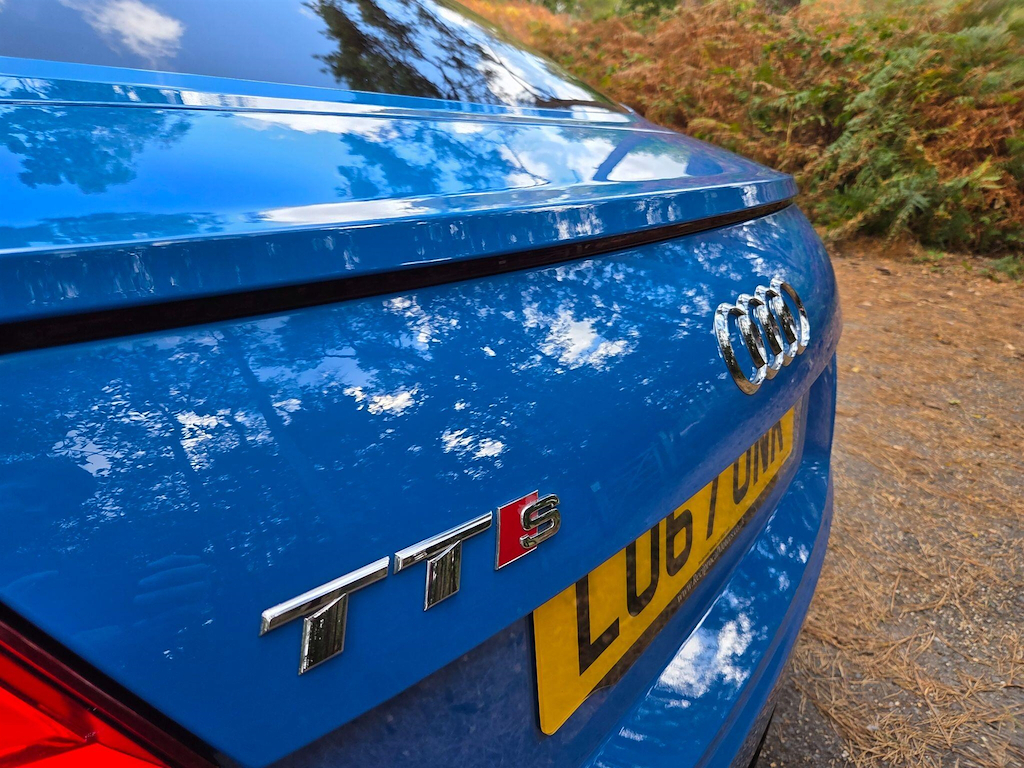 Audi TTS 2L Null Silver #25