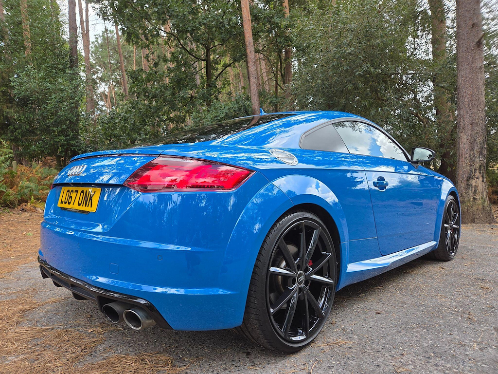 Audi TTS 2L Null Silver #20