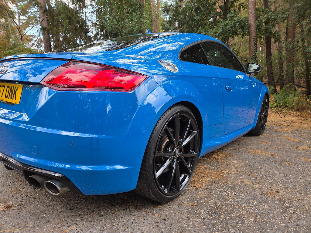 Audi TTS 2L Null Silver #19