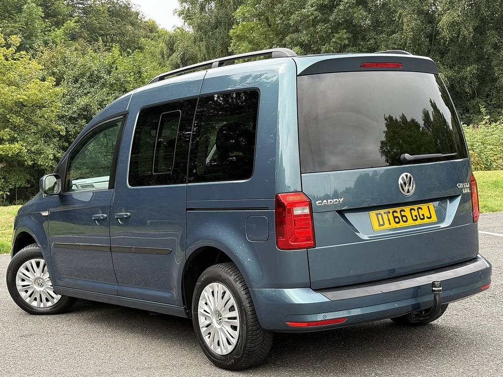 Volkswagen Caddy Life 2.0 Tdi Bluemotion Tech Mpv Dsg Euro 6 Green #3