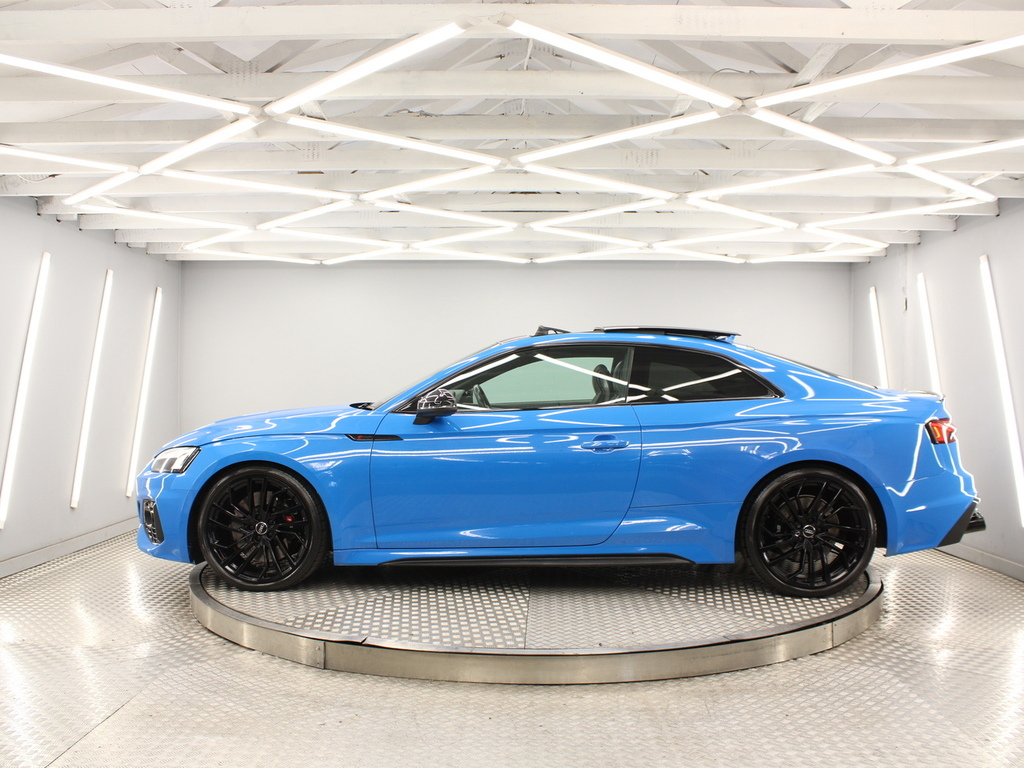 Audi RS5 Coupe Blue
