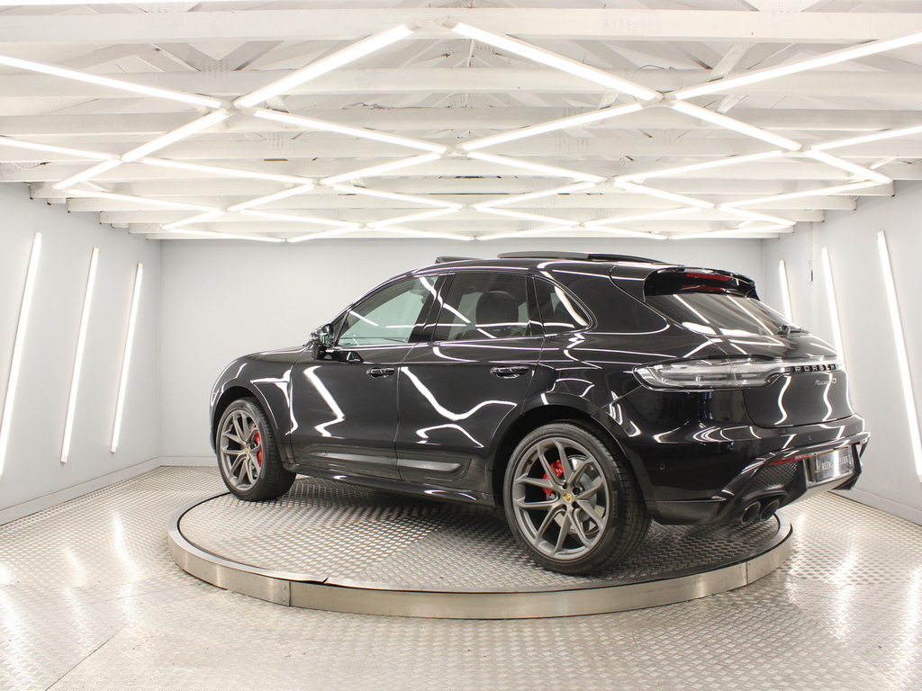 Porsche Macan Suv LB71WDY Black #5