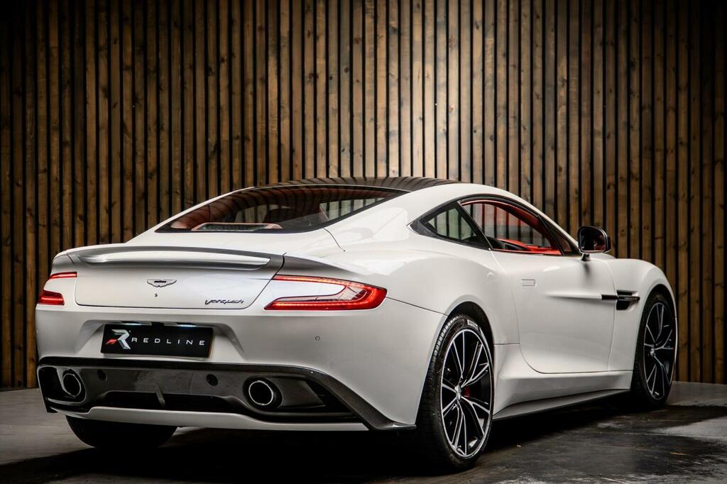 Aston Martin Vanquish 6.0 V12 T-tronicii Euro 5 White #4