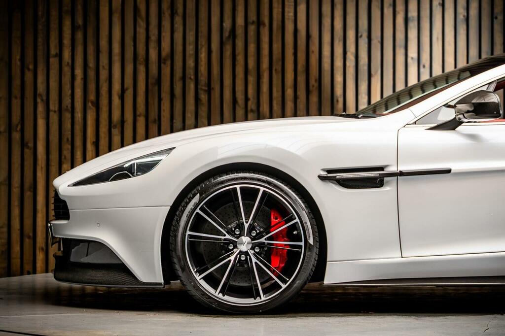 Aston Martin Vanquish Coupe Grey #9
