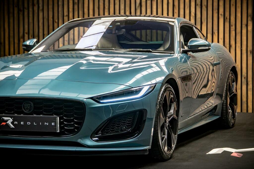 Jaguar F-Type Dynamic Plus Blue #12