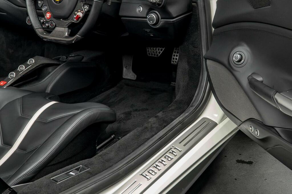Ferrari 488 Automatic  #40