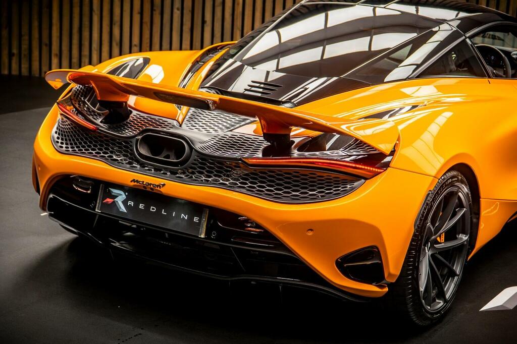 McLaren  V8 Ssg  #21