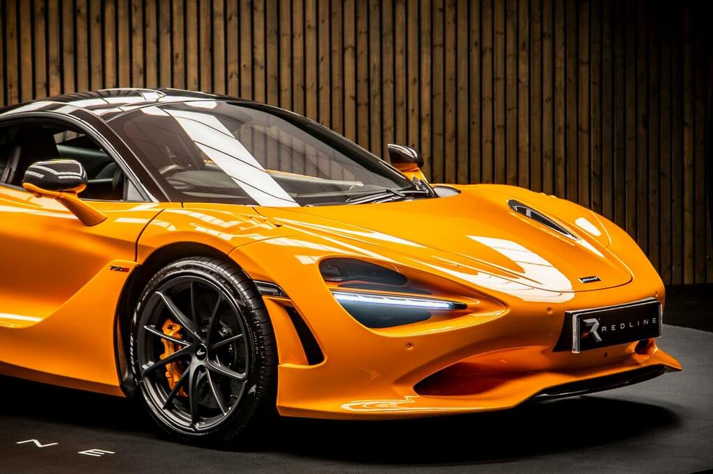 McLaren  V8 Ssg  #11