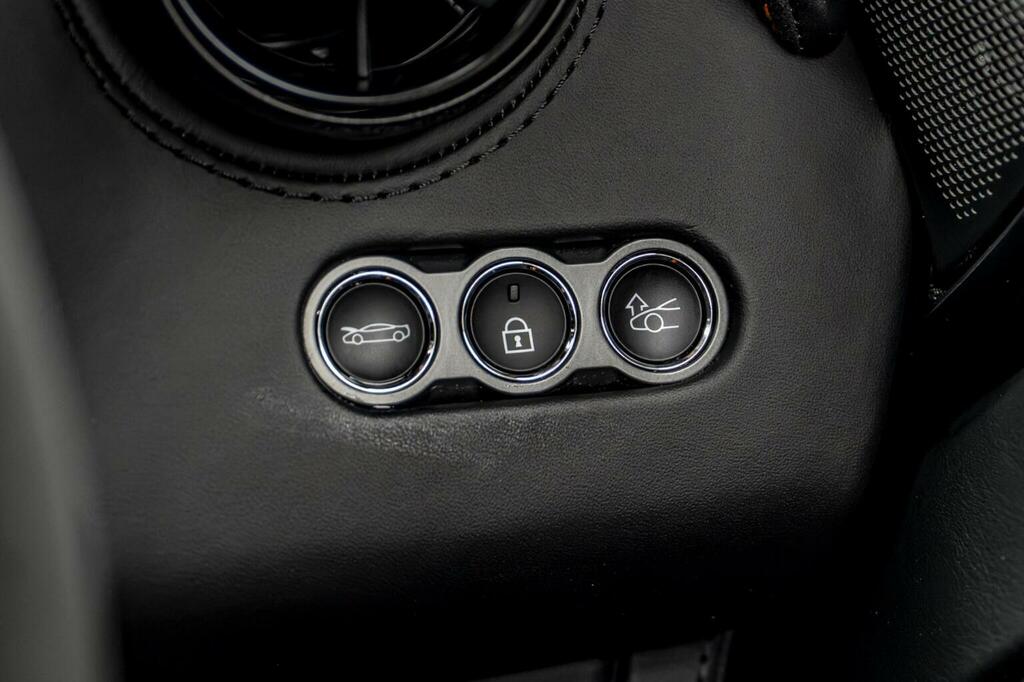 McLaren  V8 Ssg  #42