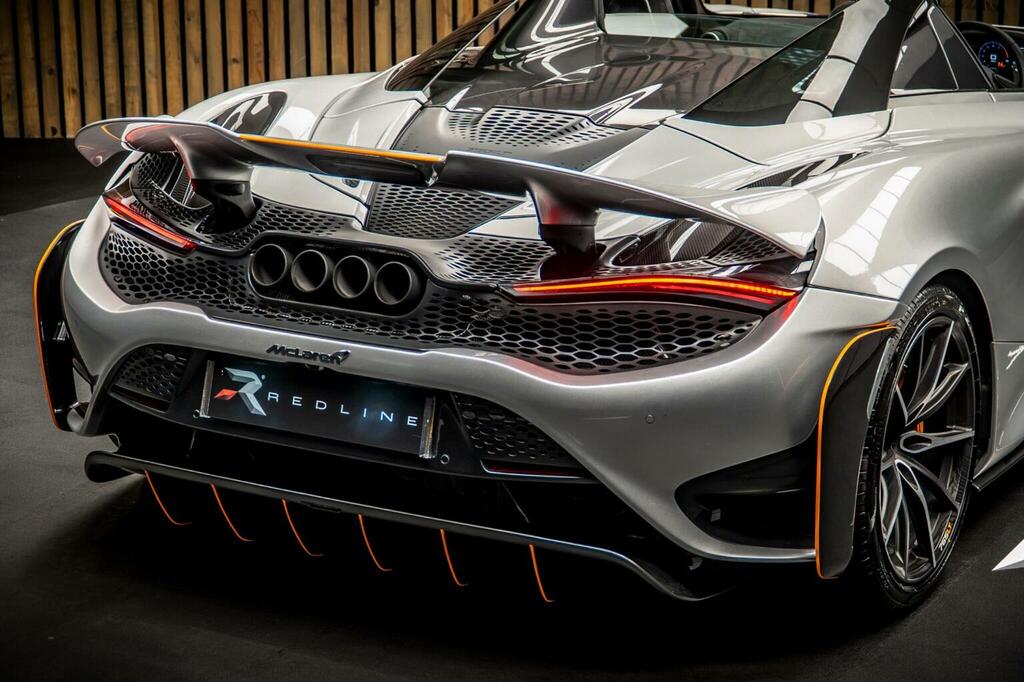 McLaren 765LT Spider Spider Silver #24