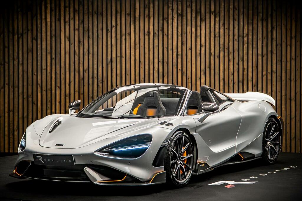 McLaren 765LT Spider Spider Silver #8