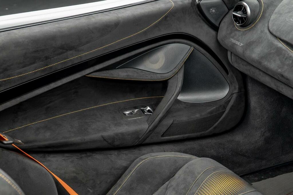 McLaren 765LT Spider Spider Silver #31