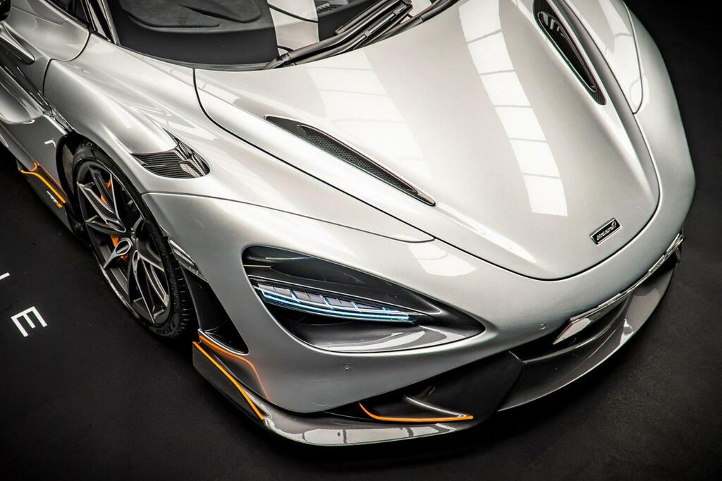 McLaren 765LT Spider Spider Silver #12