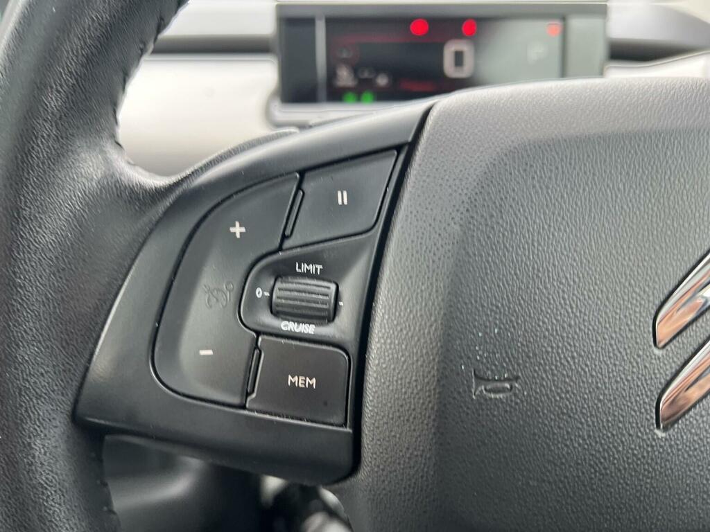 Citroen C4 Cactus 1.2 Puretech Flair Blue #52