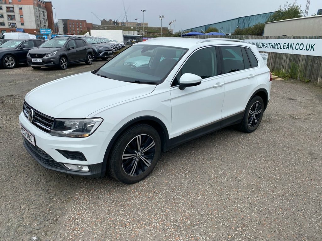 Volkswagen Tiguan 2L Se Navigation YC17YBZ White #4