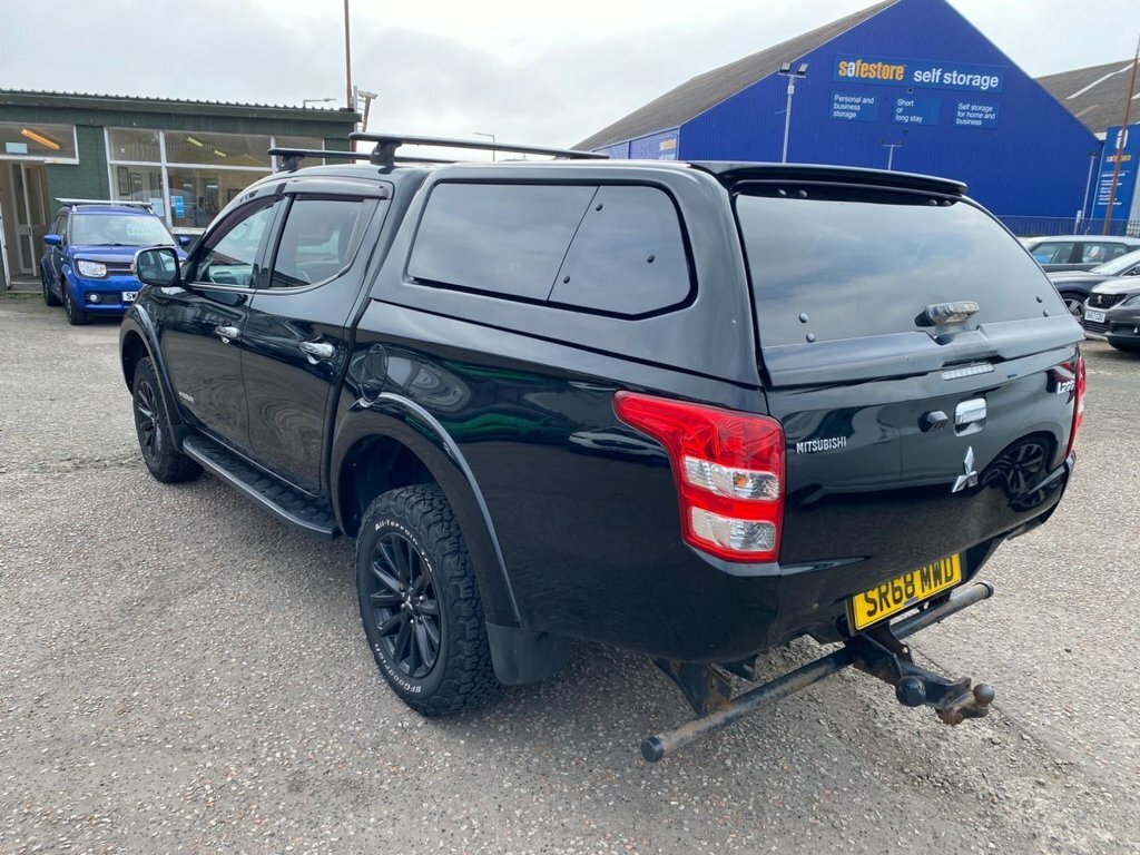 Mitsubishi L200 2.4L Dc Warrior SR68MWD Black #5