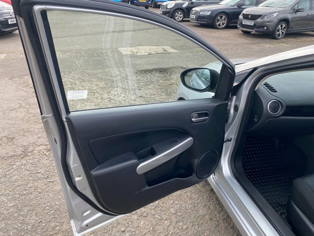 Mazda 2 Ts2 Automatic Silver #26