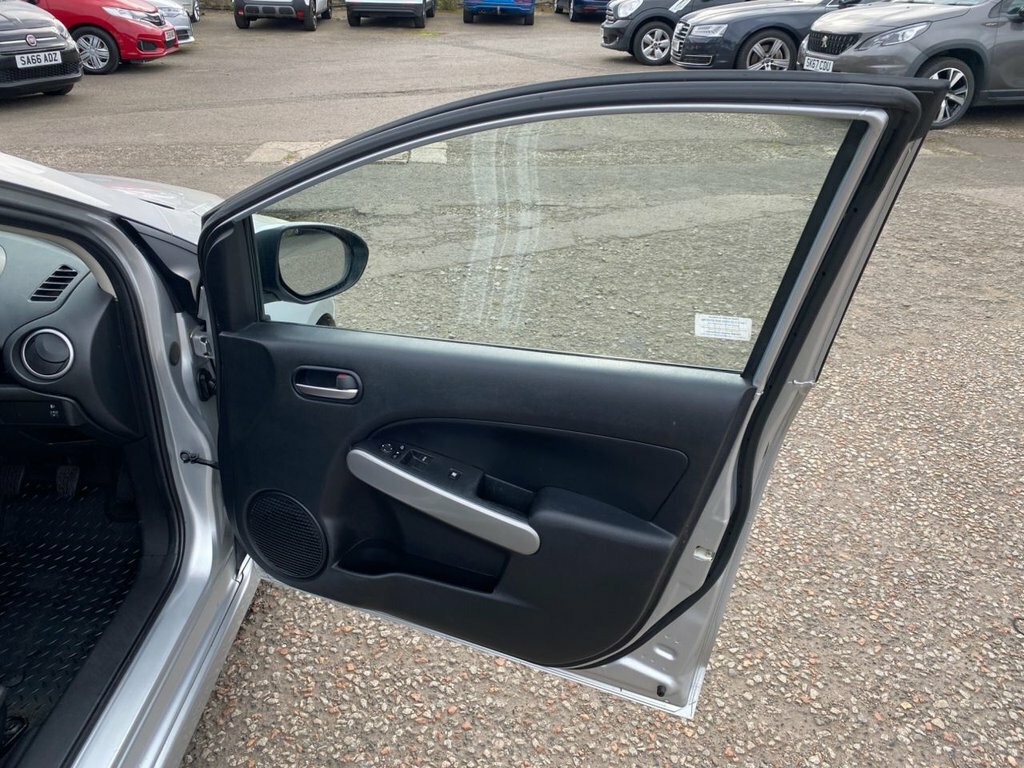 Mazda 2 Ts2 Automatic Silver #30