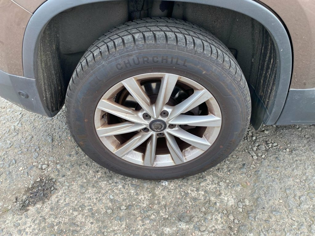 Volkswagen Tiguan 2L Se Brown #5