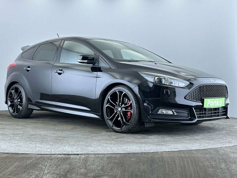 Ford Focus 2017 17 2.0 Black