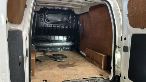 Nissan e-NV200 Acenta Panel Van Silver #9