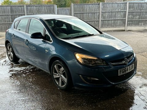 Vauxhall Astra 2014 64 1.6 FG64OJR Blue