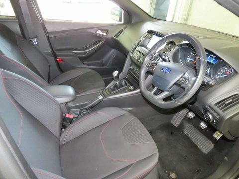 Ford Focus 2018 18 1.0 Black #6
