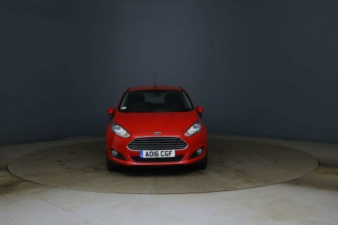 Ford Fiesta 2016 16 1.0 AO16CGF Red