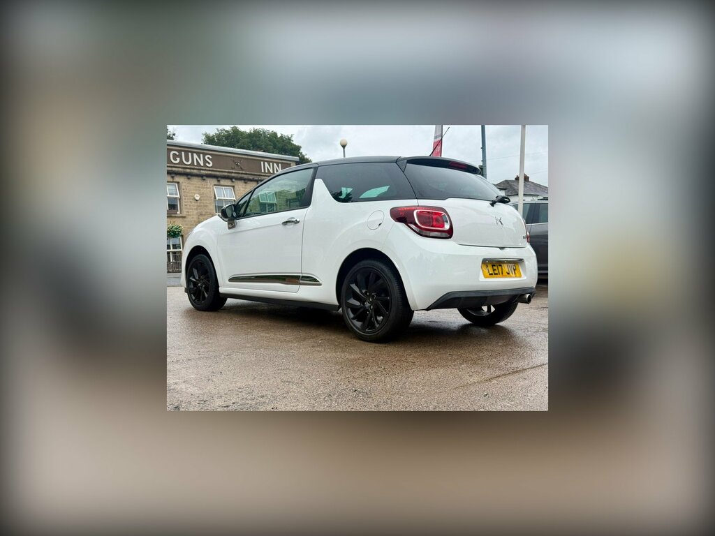 DS DS 3  White #22
