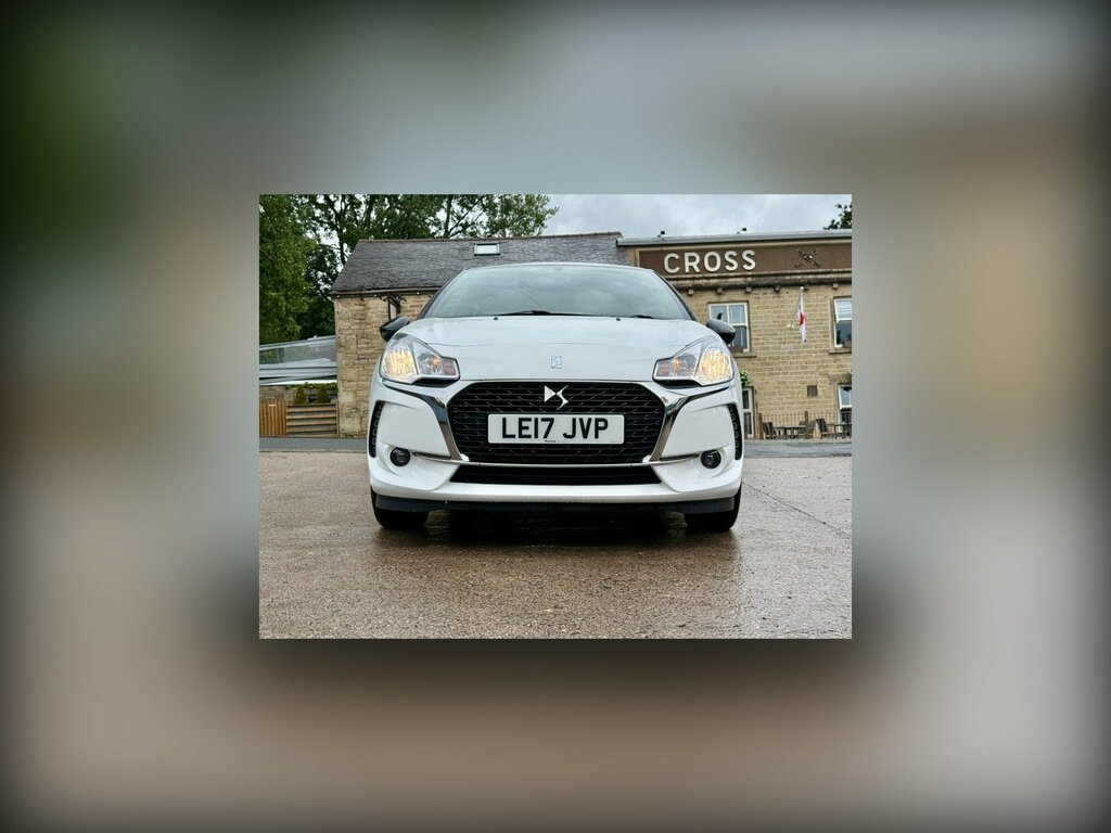 DS DS 3 1.2 Puretech Connected Chic Hatchback M White #6