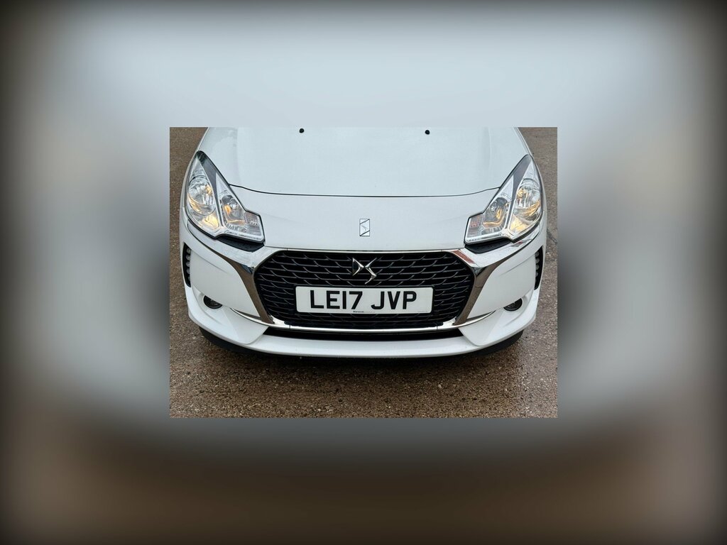 DS DS 3  White #8