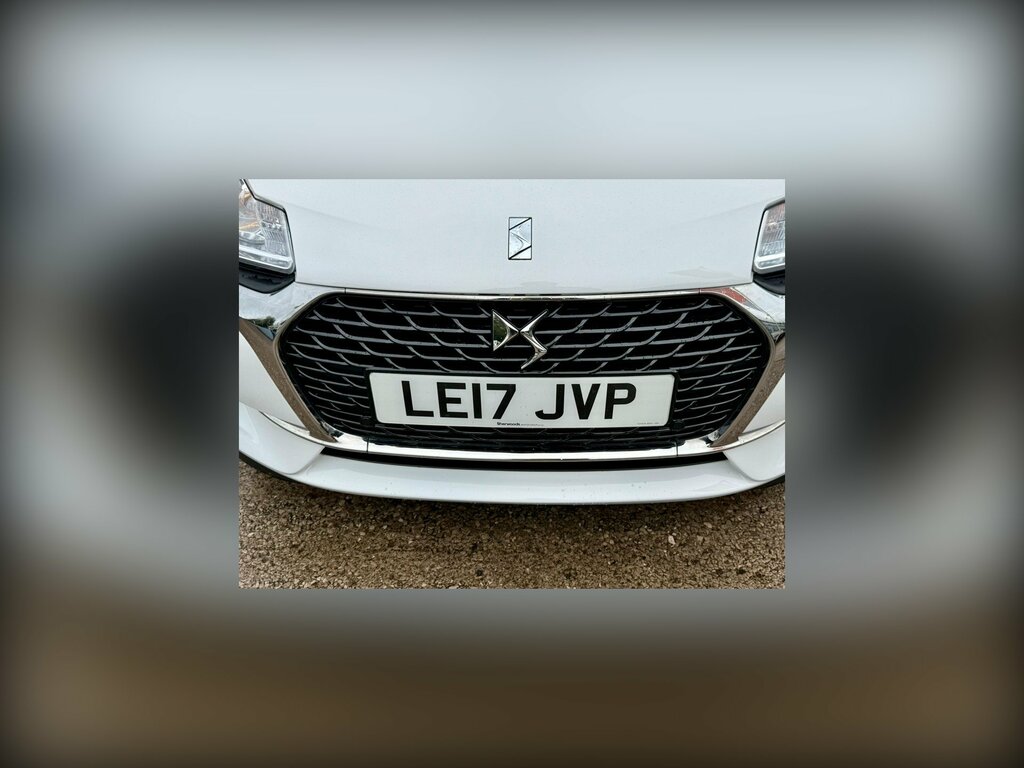 DS DS 3  White #13