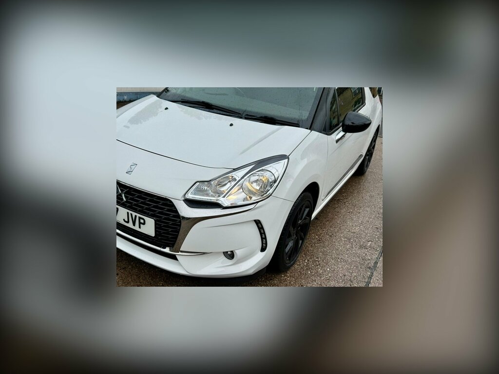 DS DS 3  White #9