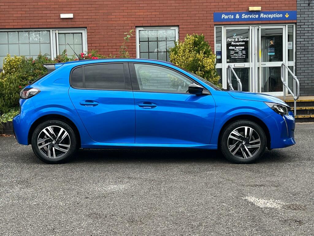 Peugeot 208 1.2 Puretech Allure Premium Hatchback #6