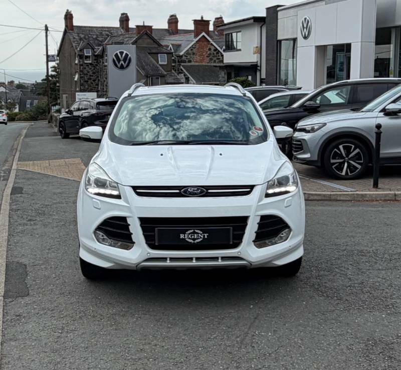 Ford Kuga 2.0 Tdci 180 Titanium X Sport Pshift - 2015 CY15KWW White #2
