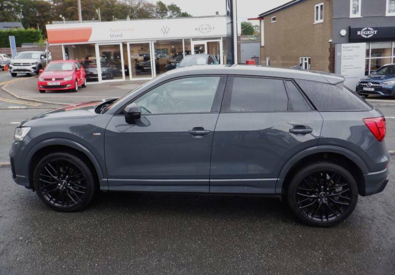 Audi Q2 35 Tfsi 150 Black Edition S-tronic Grey #5