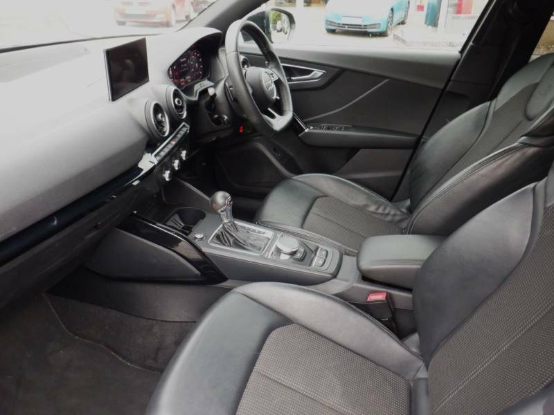 Audi Q2 35 Tfsi 150 Black Edition S-tronic Grey #2