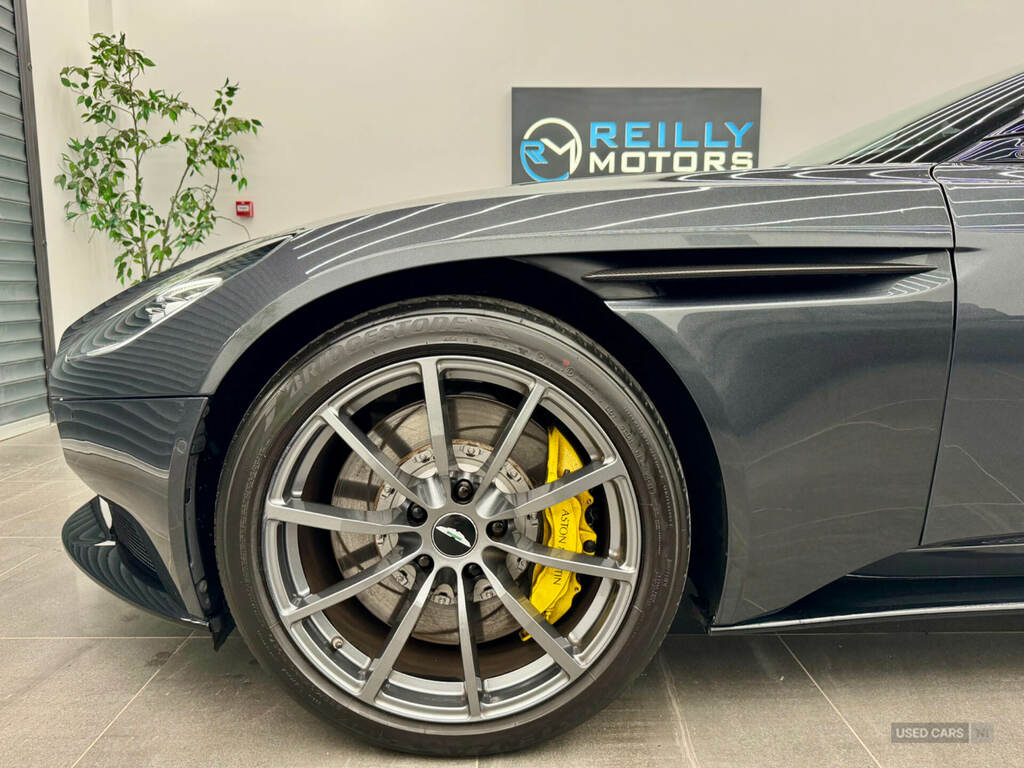 Aston Martin DB11 Blue #28