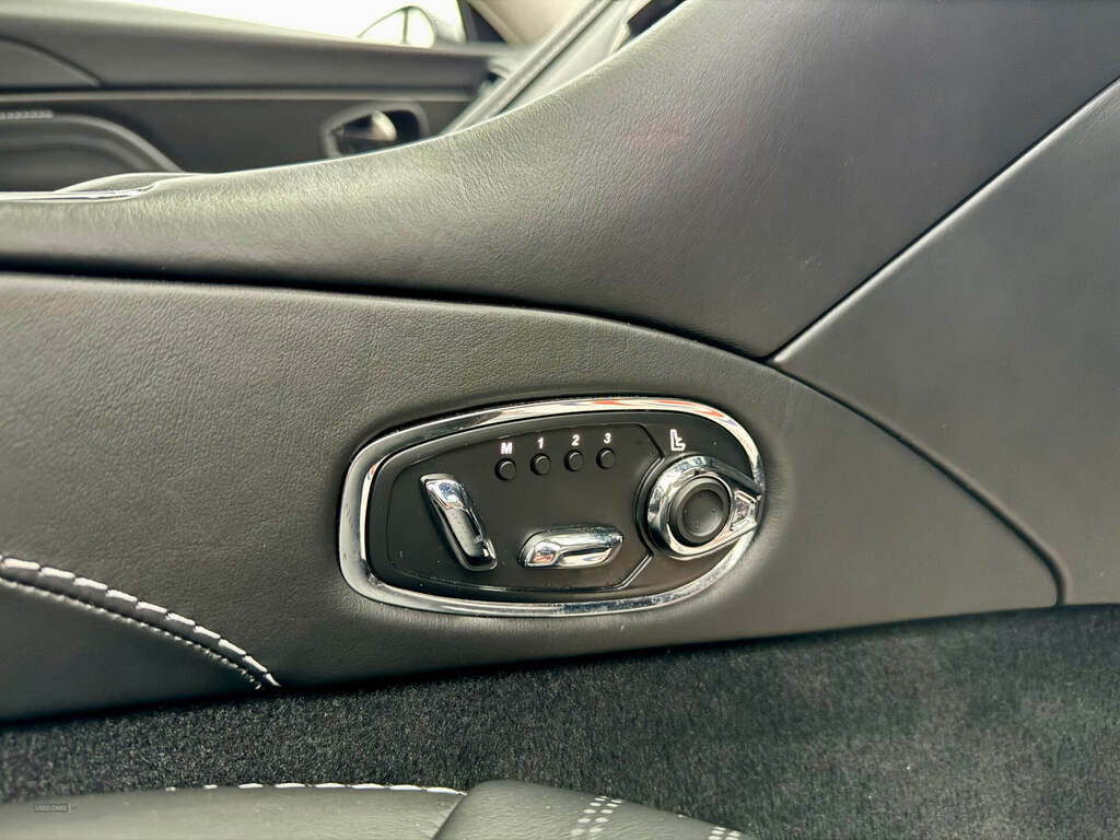 Aston Martin DB11 Blue #15