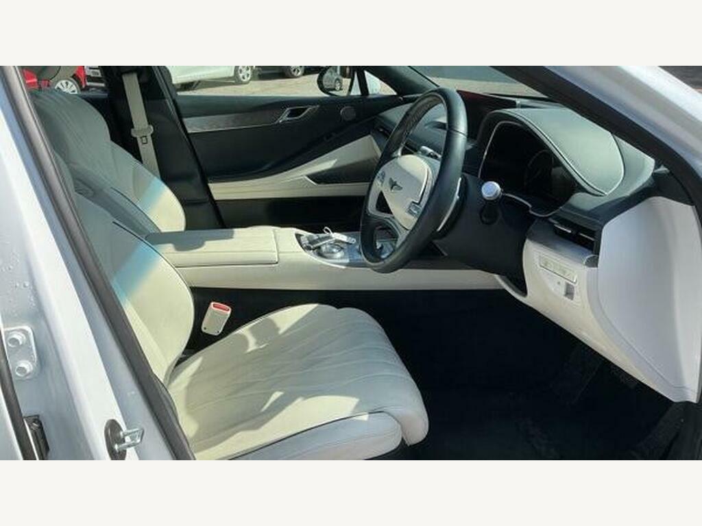 Genesis G80 Luxury Black #14