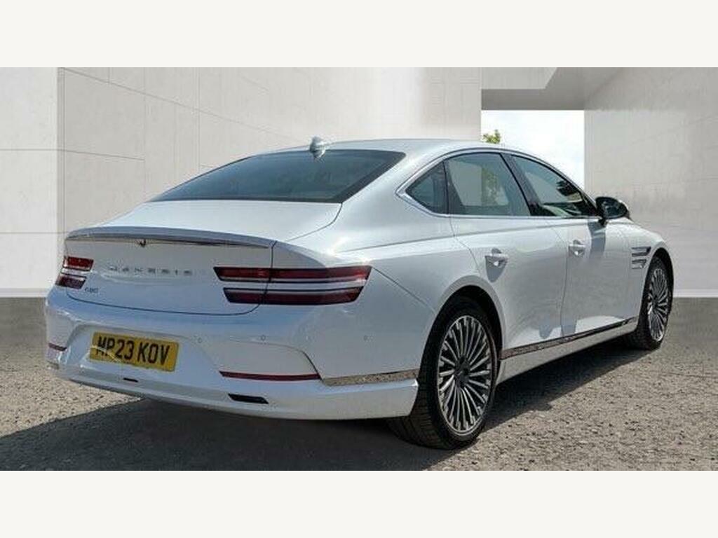 Genesis G80 Luxury Black #13