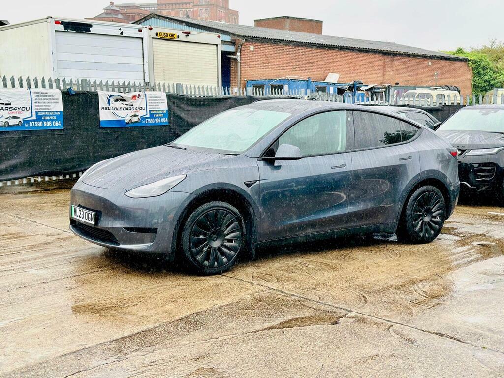 Tesla Model Y Long Range Black #7