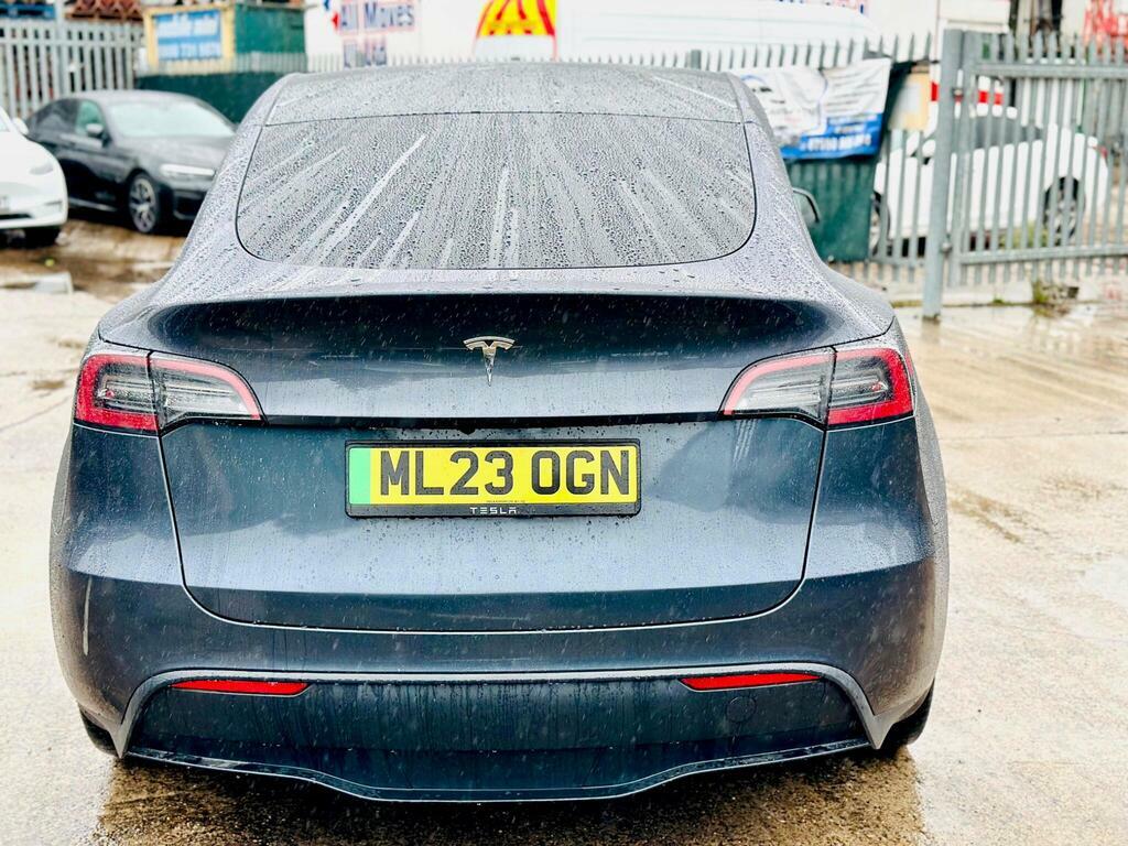 Tesla Model Y Long Range Black #12