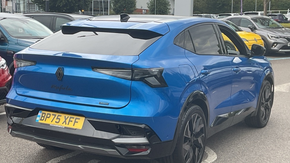 Renault Rafale Renault Rafale E-tech Fhev Iconic Esprit Alpine Black