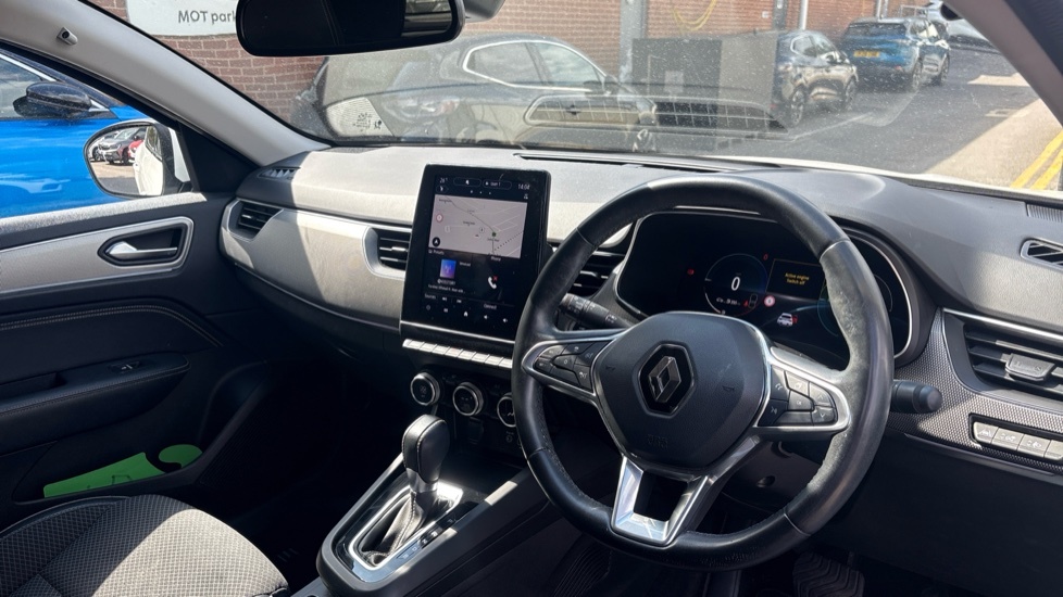 Renault Arkana Arkana 1.6 E-tech Hybrid 145 S LV72KVE White #5