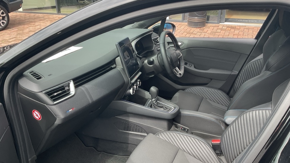 Renault Clio Renault Clio 1.6 E-tech Full Hybrid 145 Esprit Alp LS74SDV Black #6
