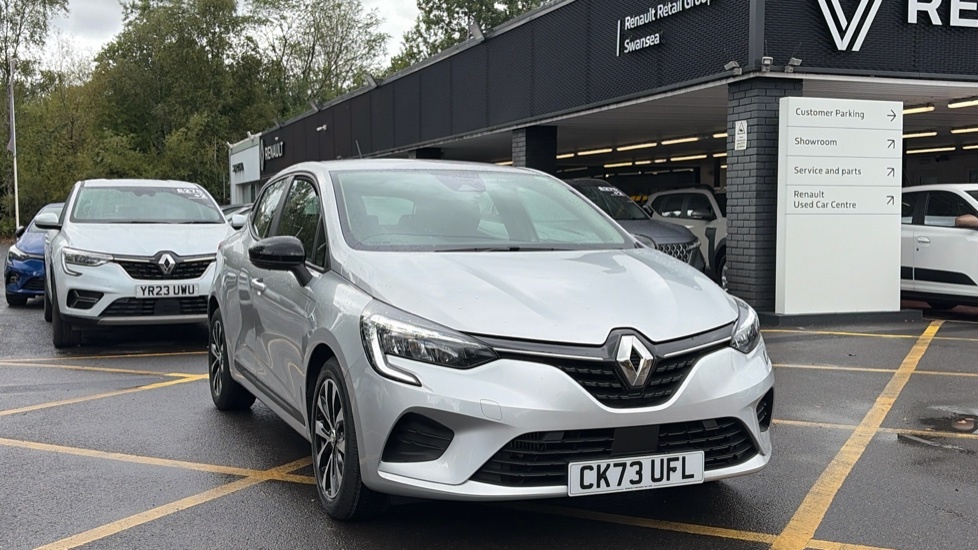 Renault Clio Renault Clio 1.0 Tce 90 Evolution CK73UFL Silver