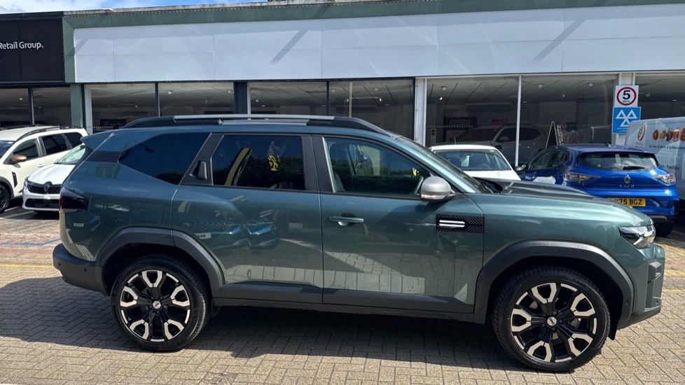 Dacia Bigster Bigster 1.8 Hybrid 155 Journey Estate Green #2