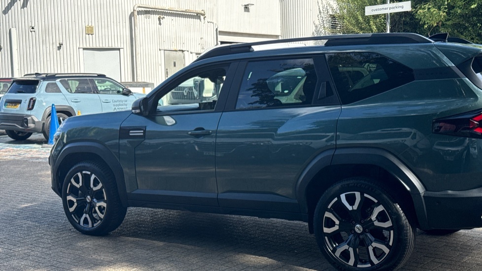 Dacia Bigster Bigster 1.8 Hybrid 155 Journey Estate Green #3