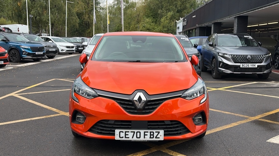 Renault Clio Clio 1.0 Tce 100 Iconic Hatchback CE70FBZ Orange #4